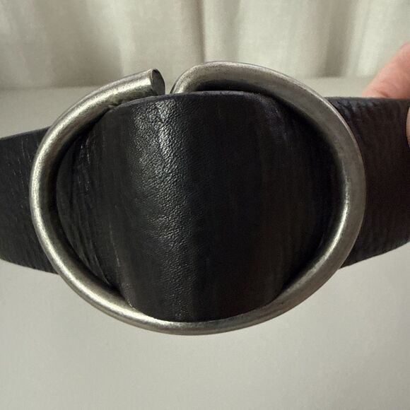 J. Crew Black Leather Slip Belt Women’s Size Small Made in England Vintage - Picture 3 of 13